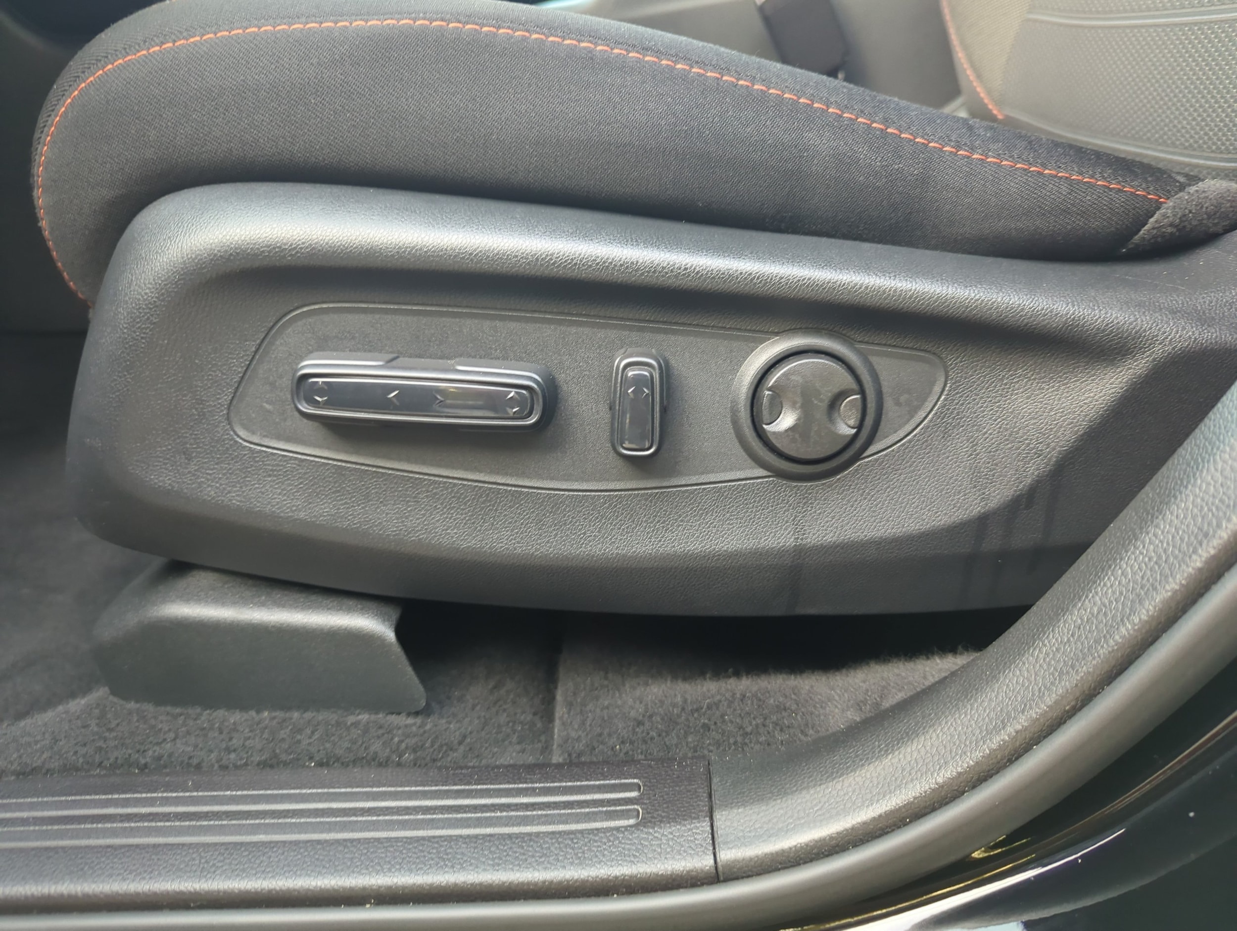 2025 Honda CR-V Sport - Photo 32