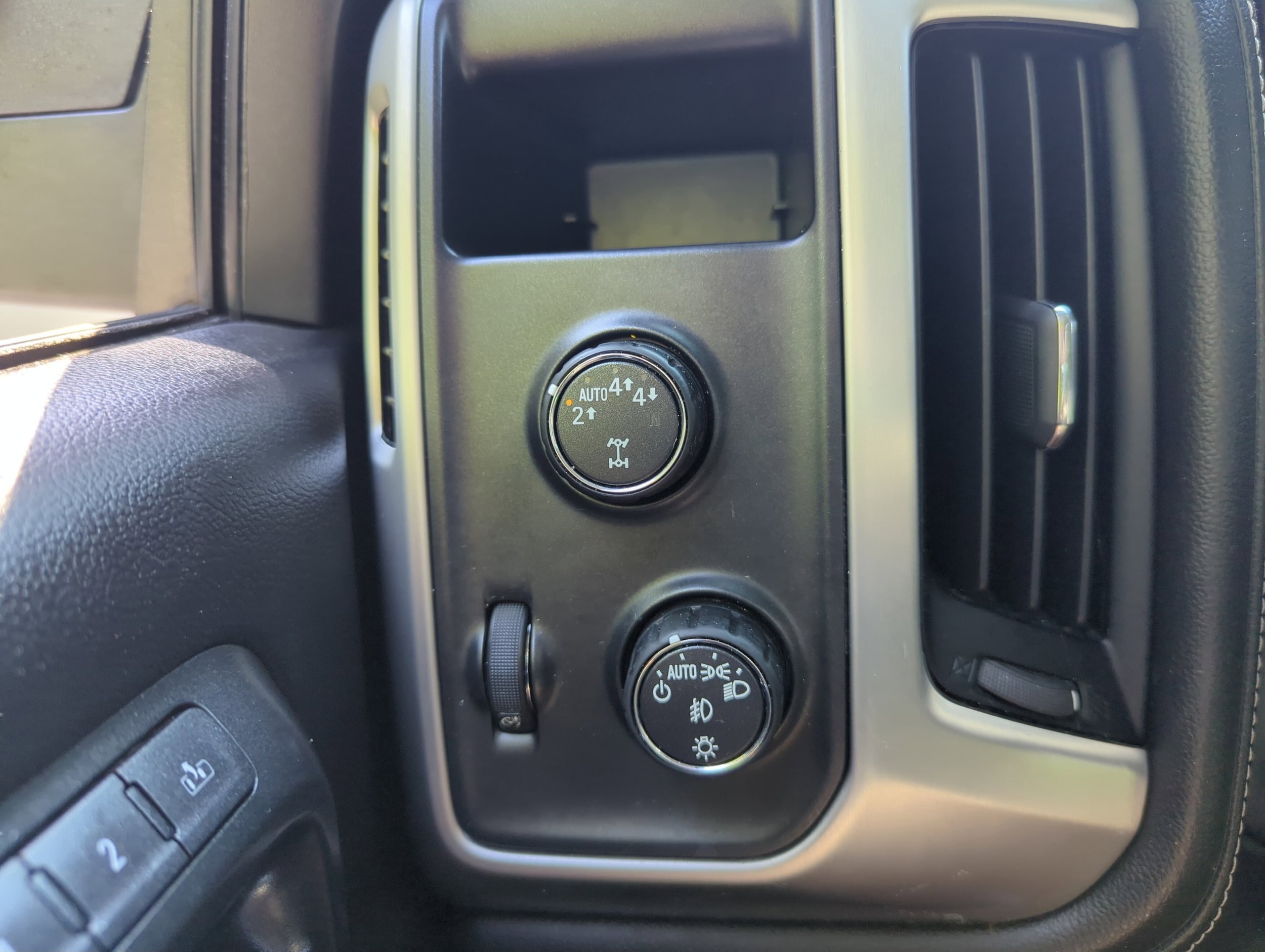 2017 GMC Sierra 1500 SLT - Photo 16