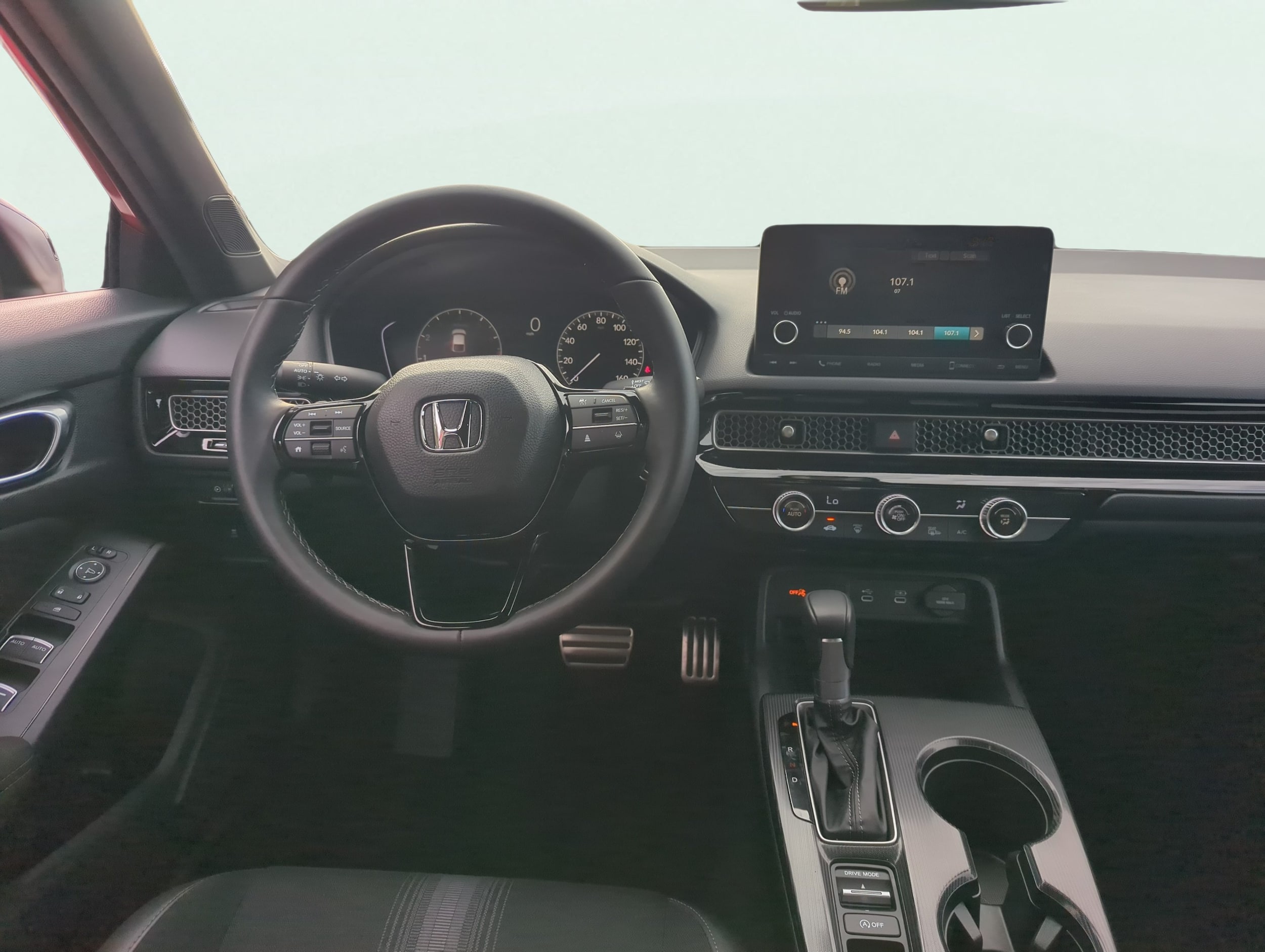 2026 Honda Civic Hatchback Sport - Photo 13
