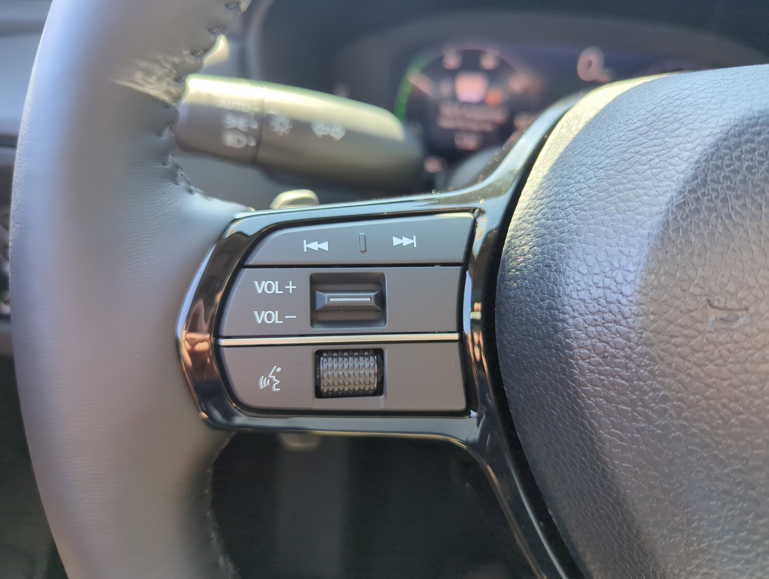 2026 Honda Accord Hybrid Touring - Photo 19
