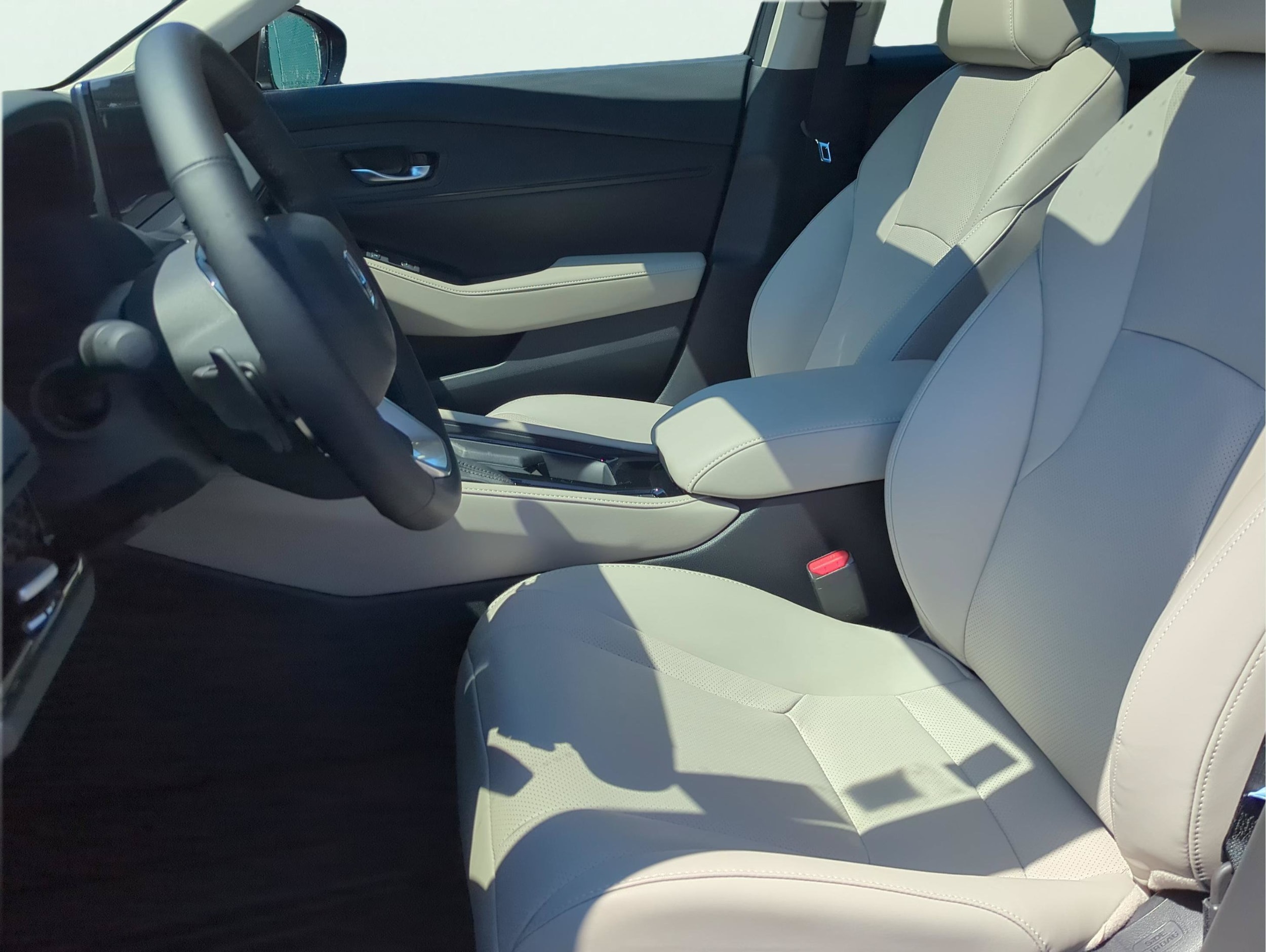 2026 Honda Accord Hybrid Touring - Photo 14