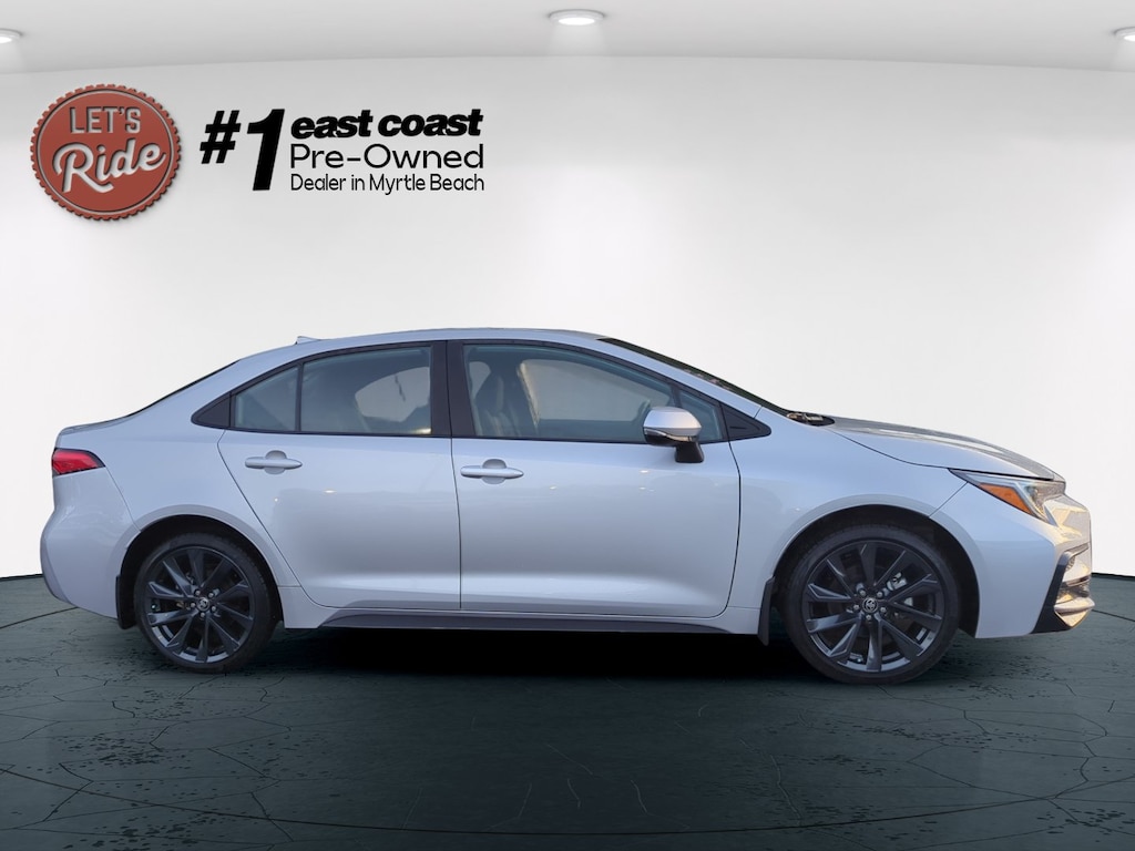 Used 2024 Toyota Corolla SE Sedan