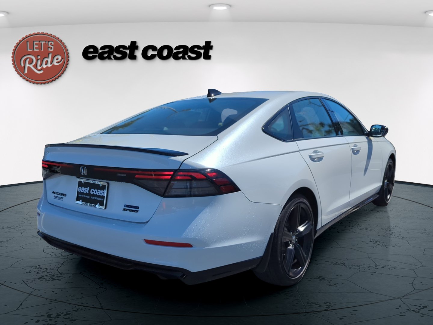 2026 Honda Accord Hybrid Sport-L - Photo 6
