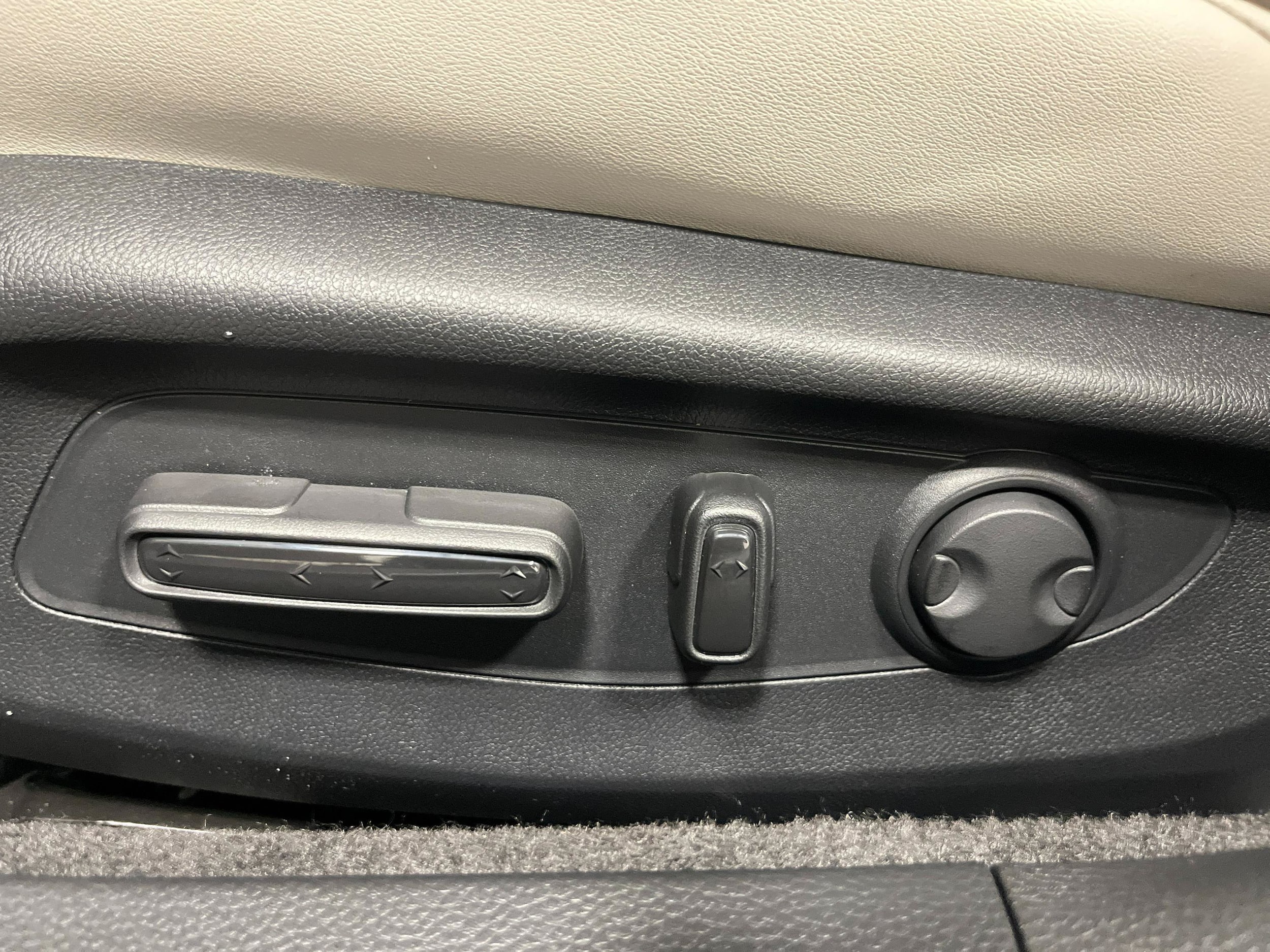 2026 Honda Accord Hybrid EX-L - Photo 34