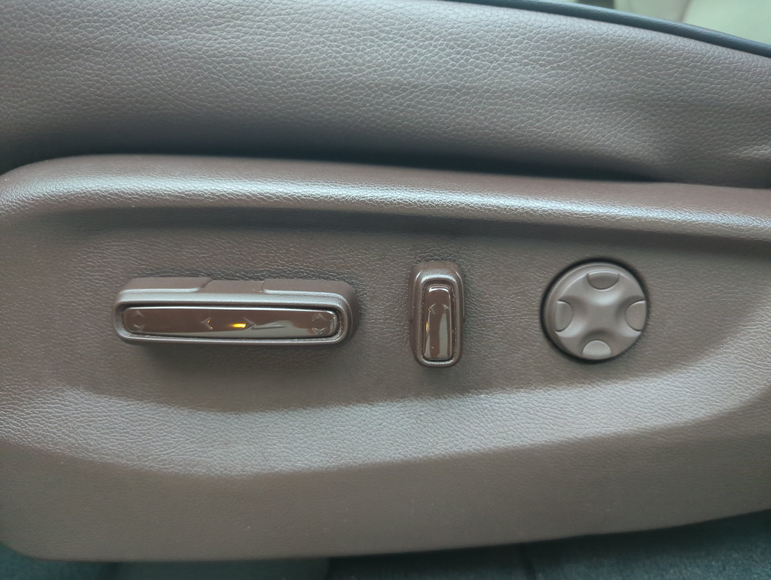 2025 Honda Odyssey Touring - Photo 38