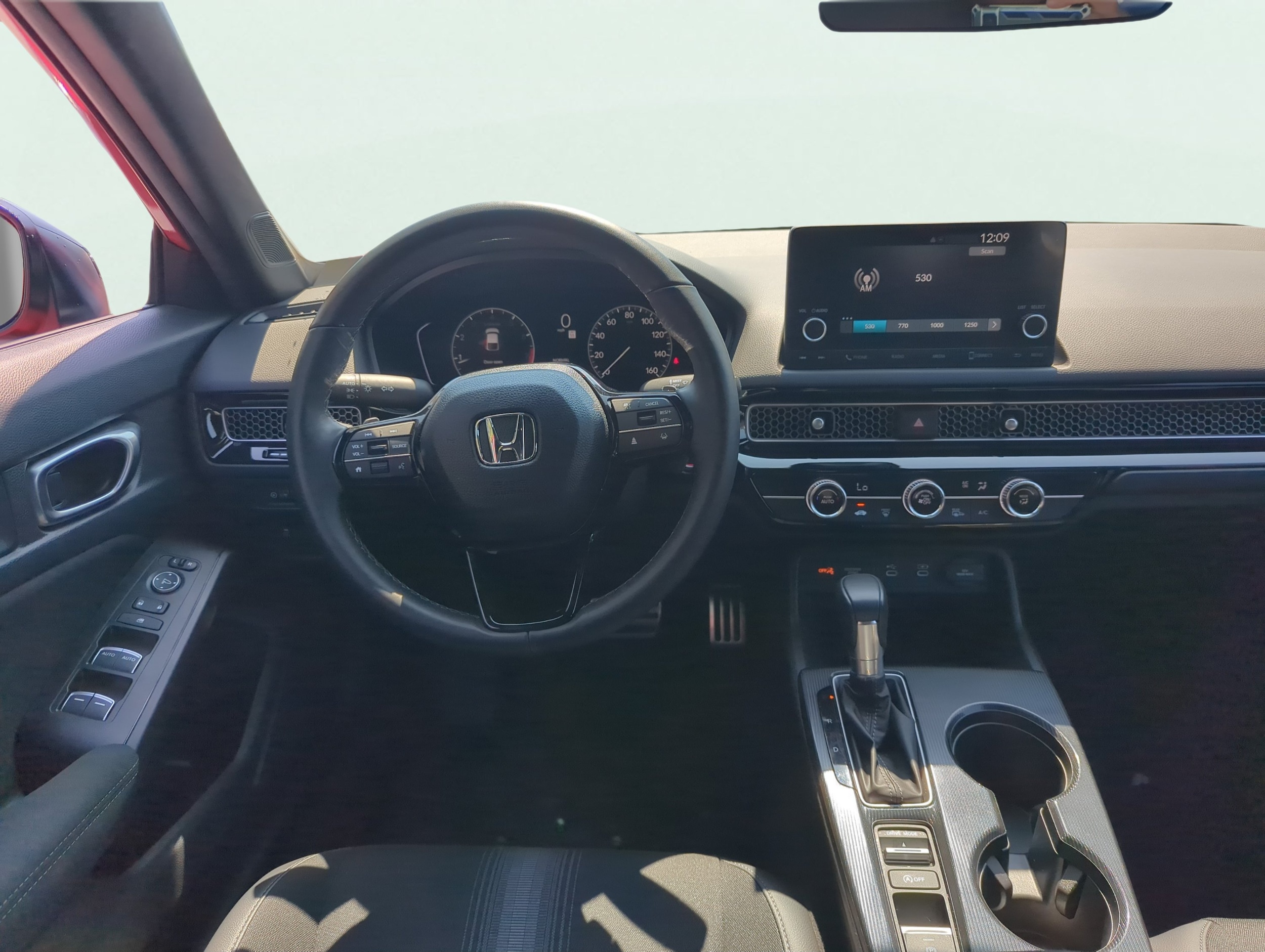 2026 Honda Civic Hatchback Sport - Photo 13