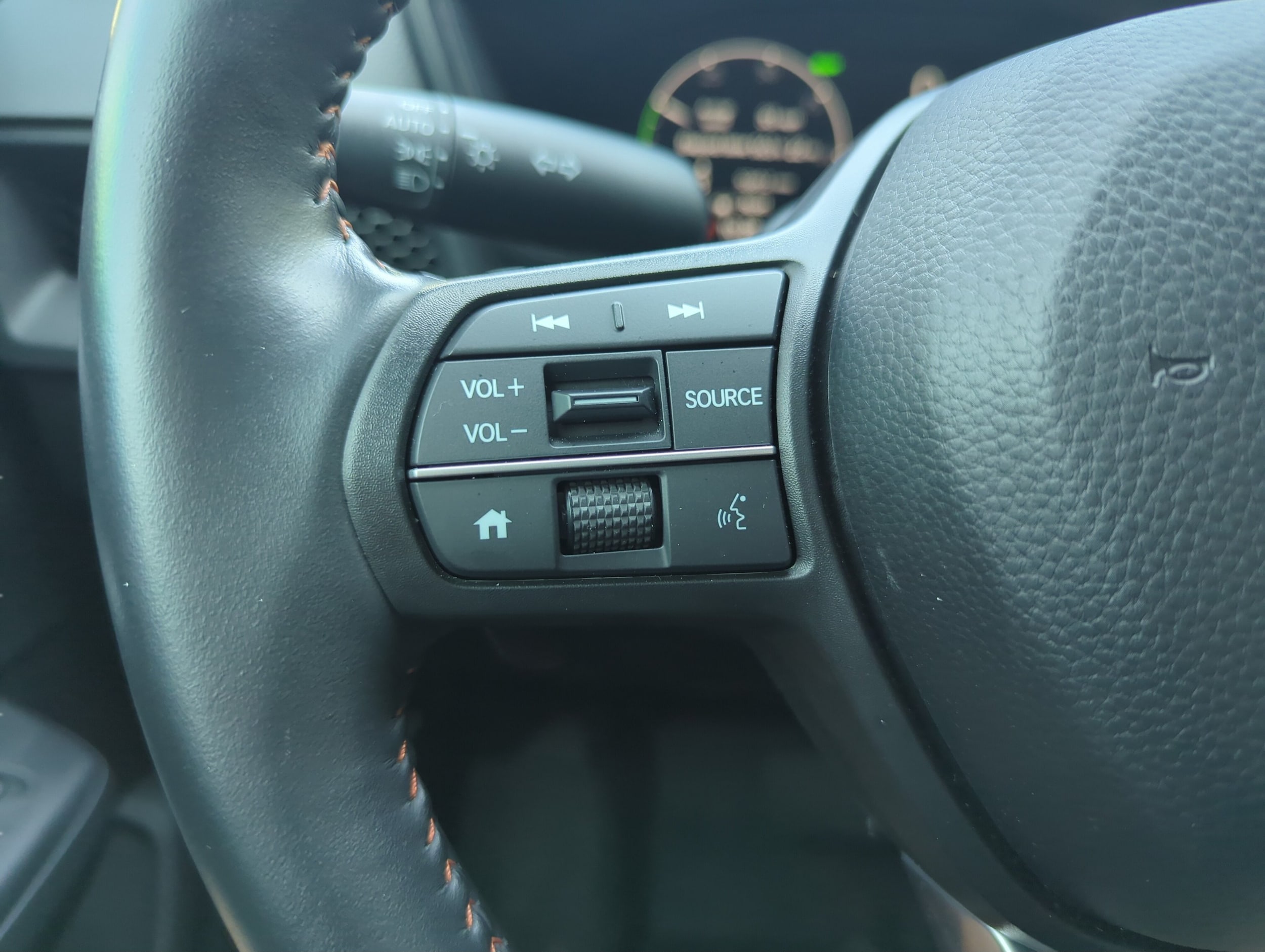 2025 Honda CR-V Sport - Photo 18