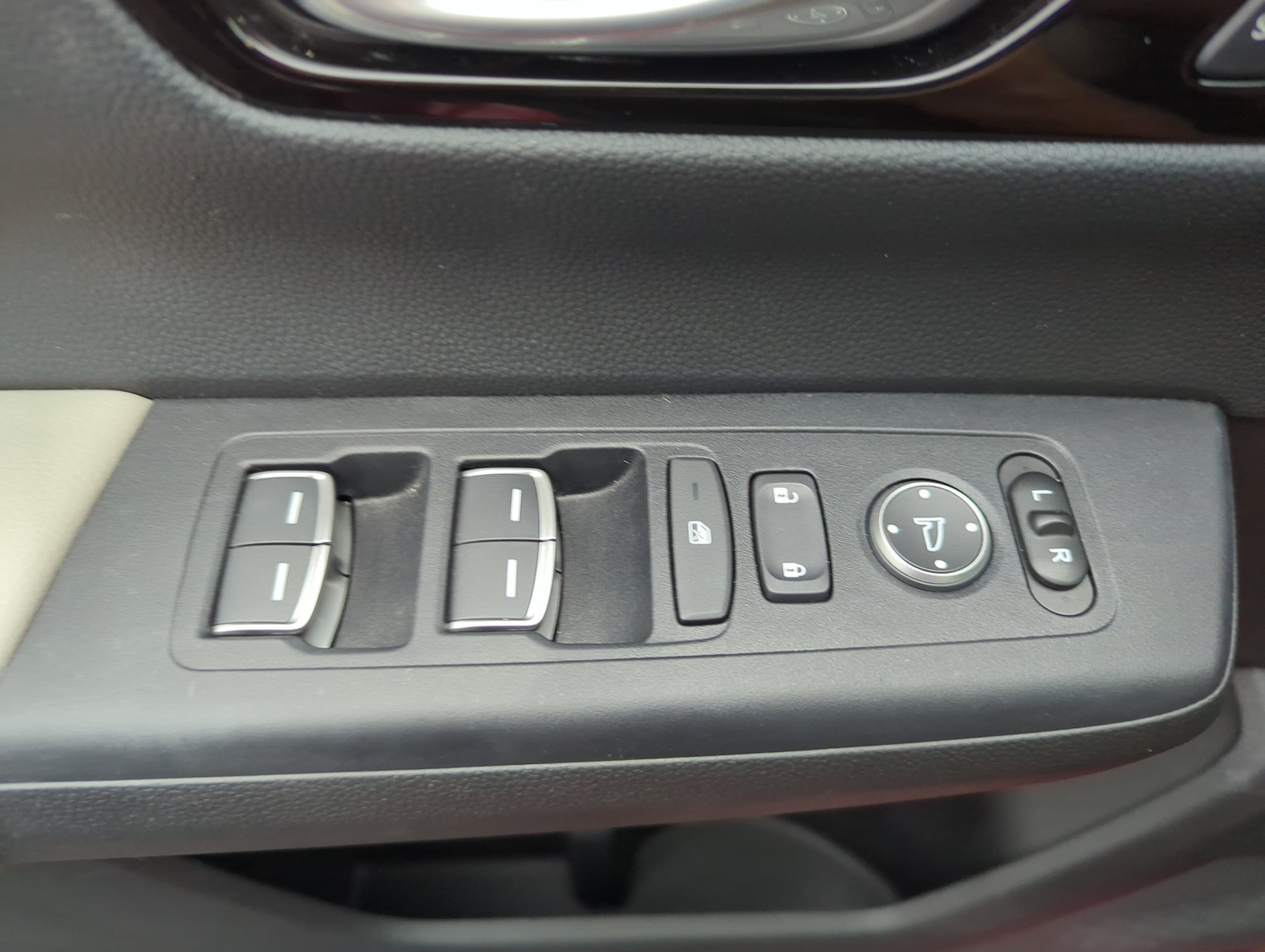 2024 Honda CR-V EX-L - Photo 30