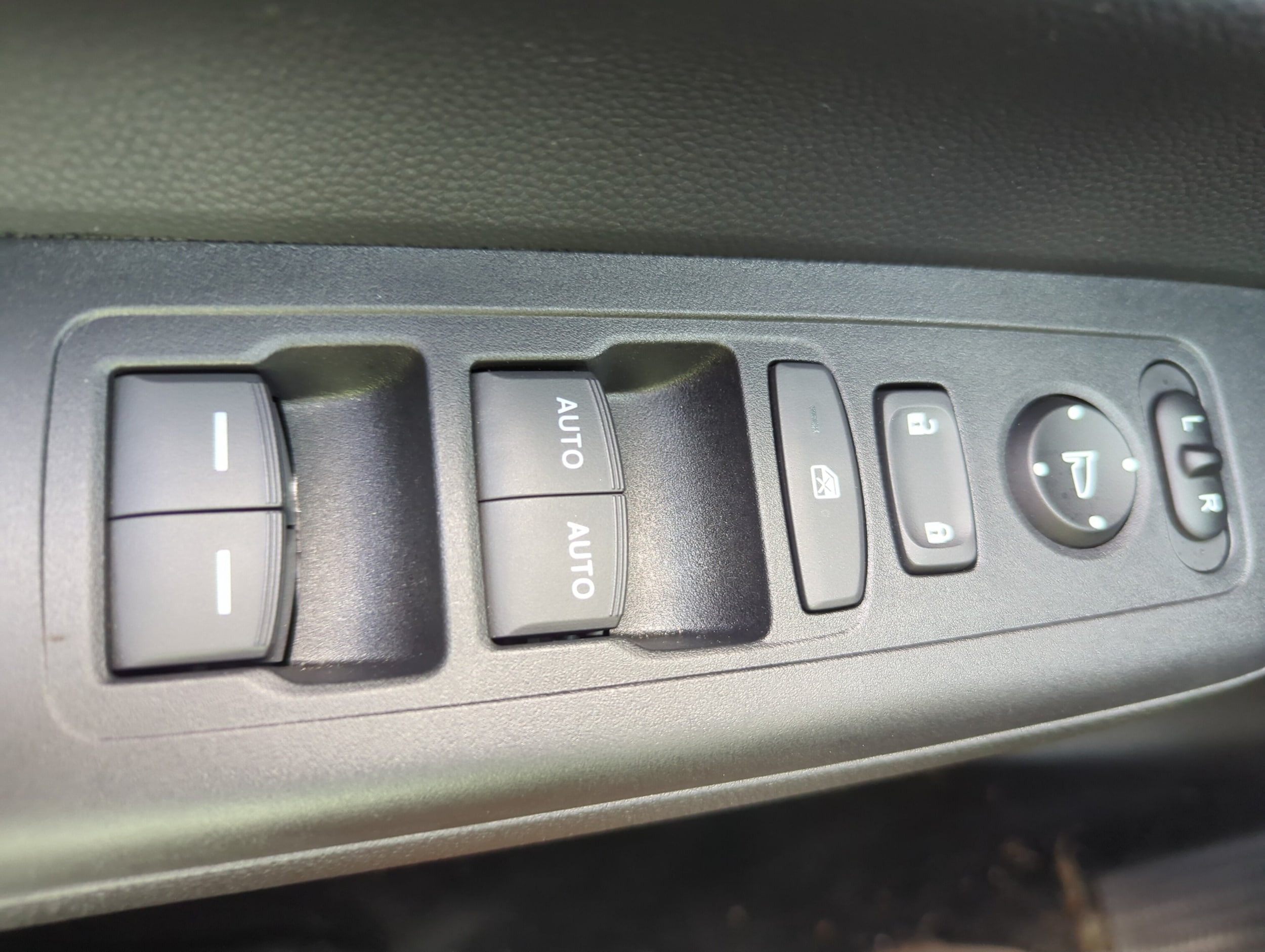 2026 Honda CR-V EX - Photo 23
