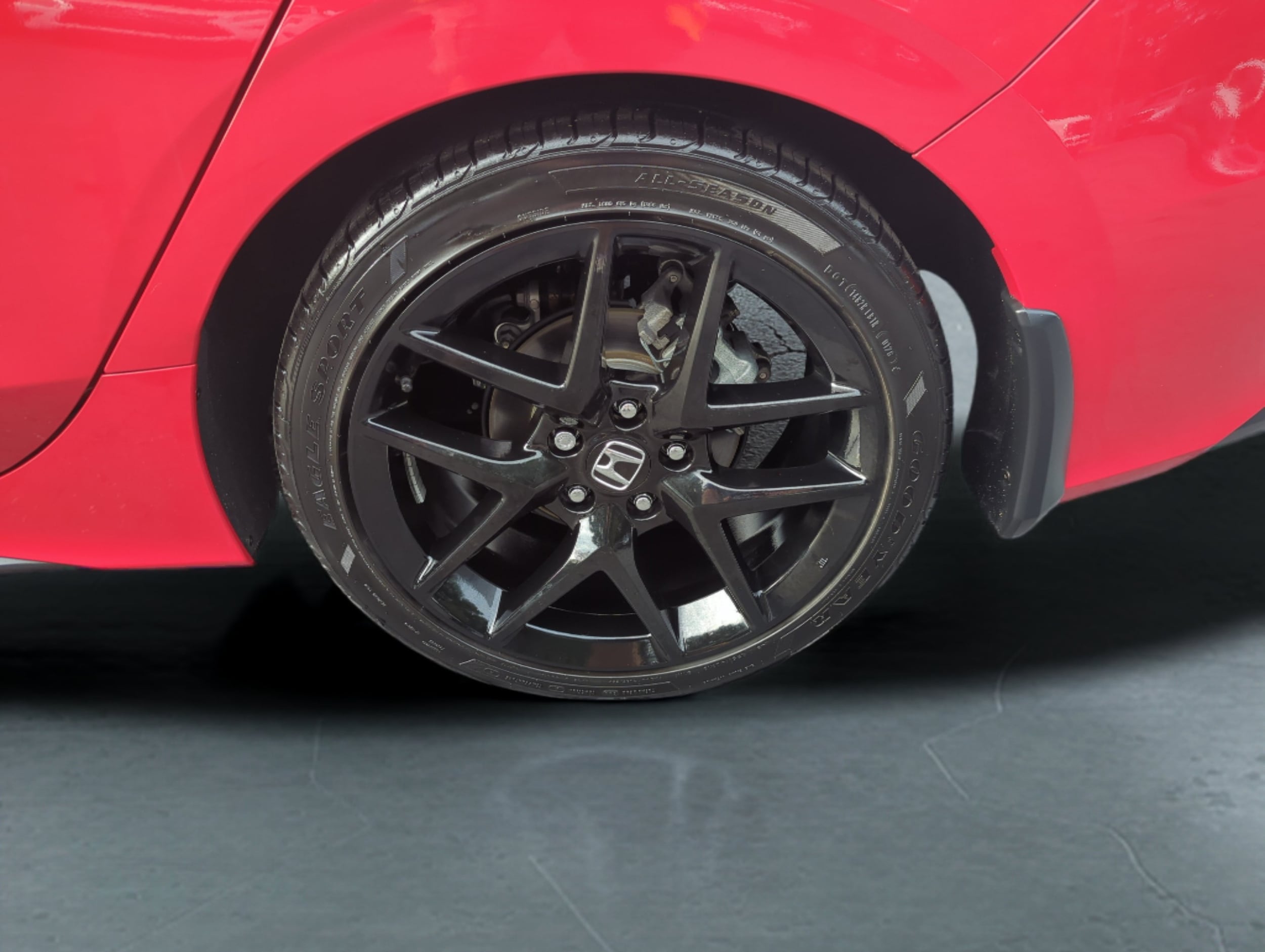 2026 Honda Civic Hatchback Sport - Photo 29