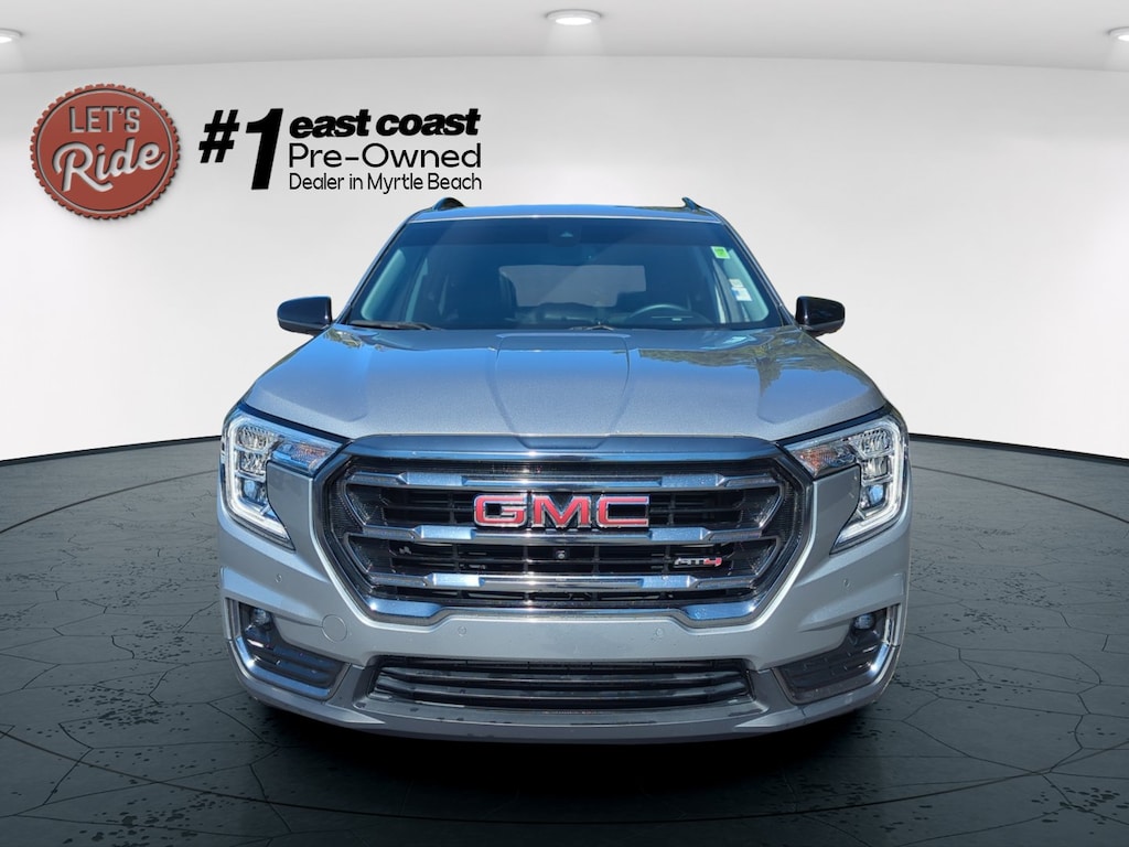 Used 2024 GMC Terrain AT4 SUV