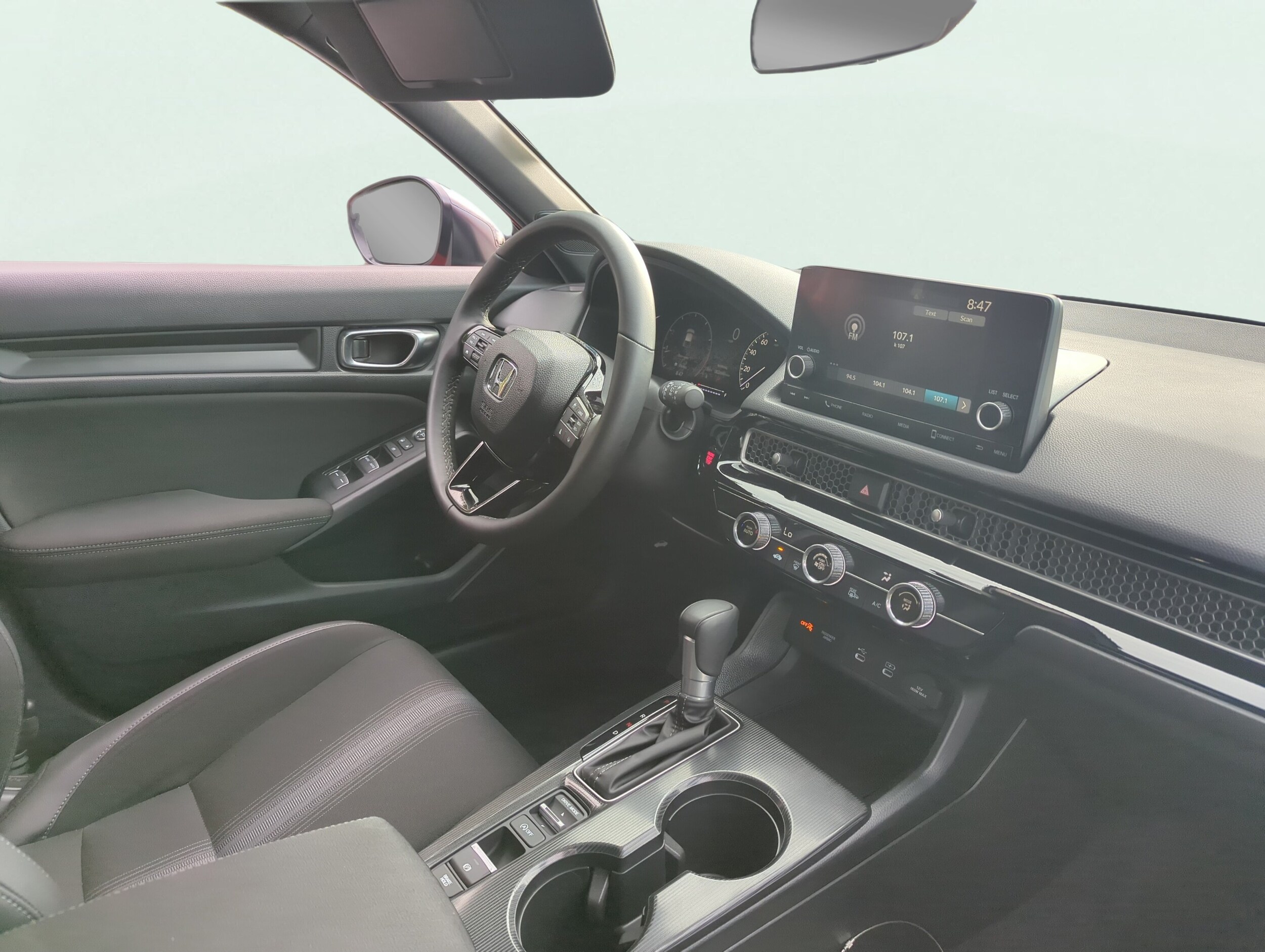 2026 Honda Civic Hatchback Sport - Photo 28