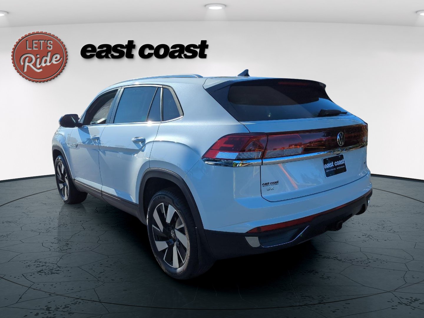 2026 Volkswagen Atlas Cross Sport SE w/Tech - Photo 7
