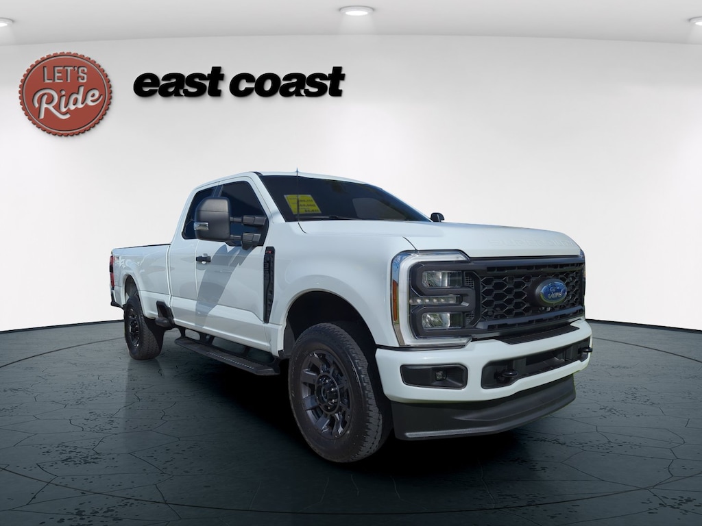 Used 2025 Ford F-350 XL Truck Super Cab