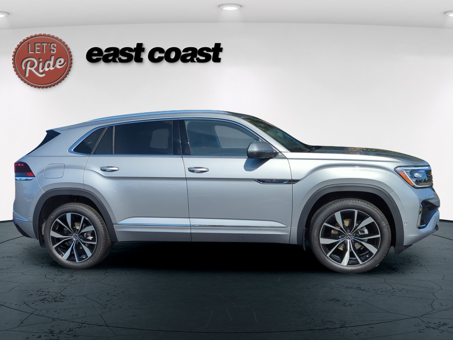 New 2026 Volkswagen Atlas Cross Sport SEL Premium R-Line SUV
