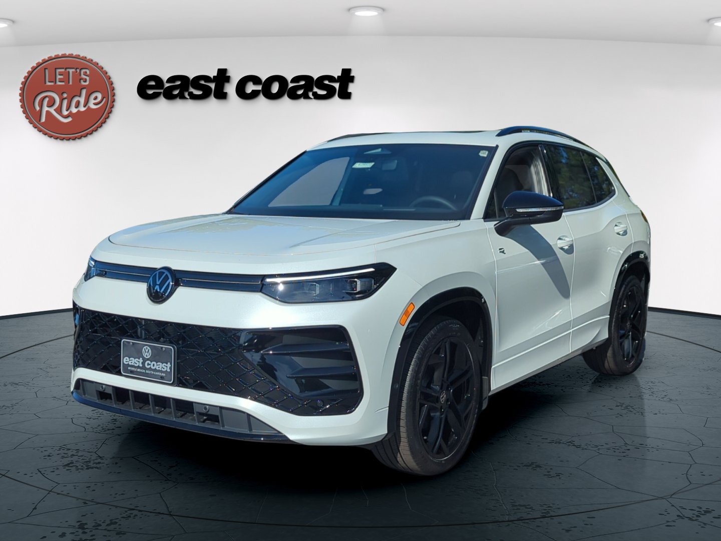 New 2026 Volkswagen Tiguan SE R-Line Black SUV