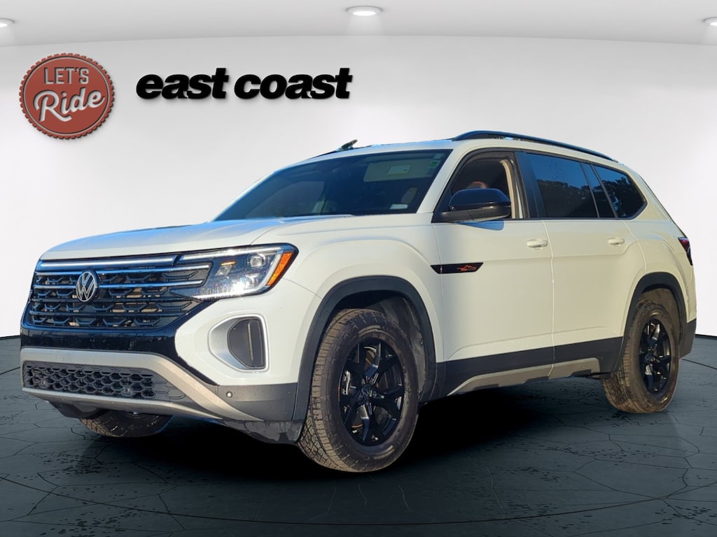Certified 2024 Volkswagen Atlas 2.0T Peak Edition SE w/Technology SUV