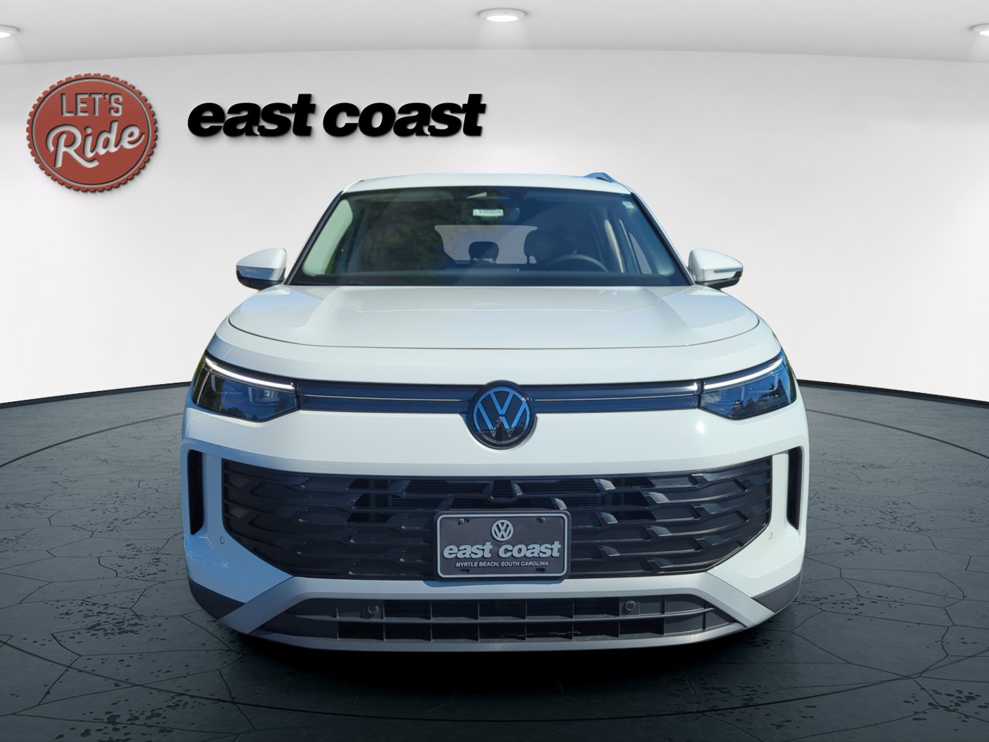 New 2026 Volkswagen Tiguan SE SUV