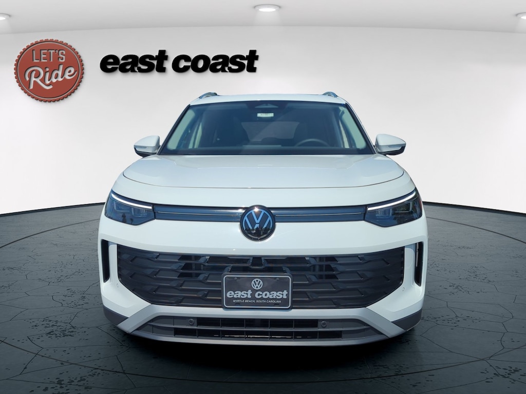New 2026 Volkswagen Tiguan SE SUV