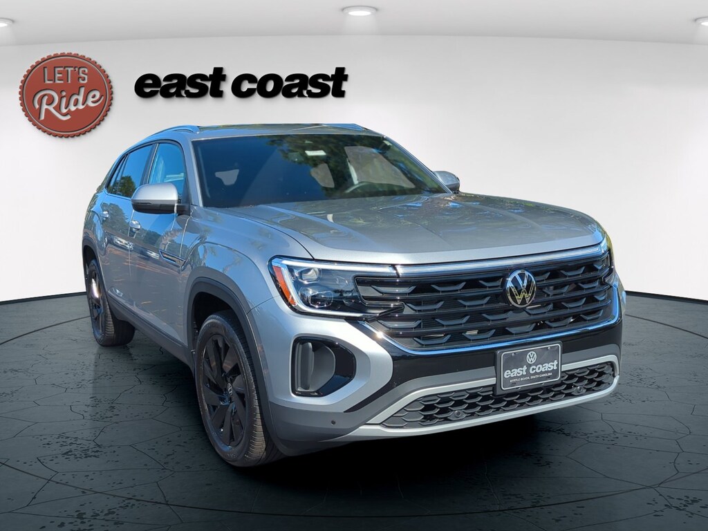 New 2026 Volkswagen Atlas Cross Sport SE w/Technology SUV