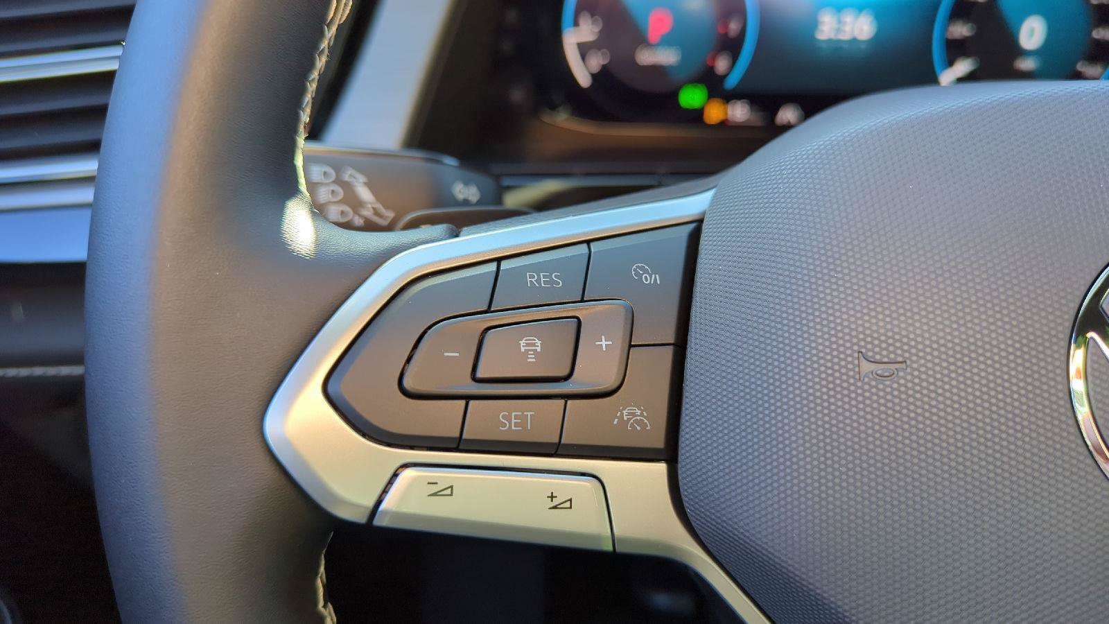 2026 Volkswagen Atlas Cross Sport SE w/Tech - Photo 22