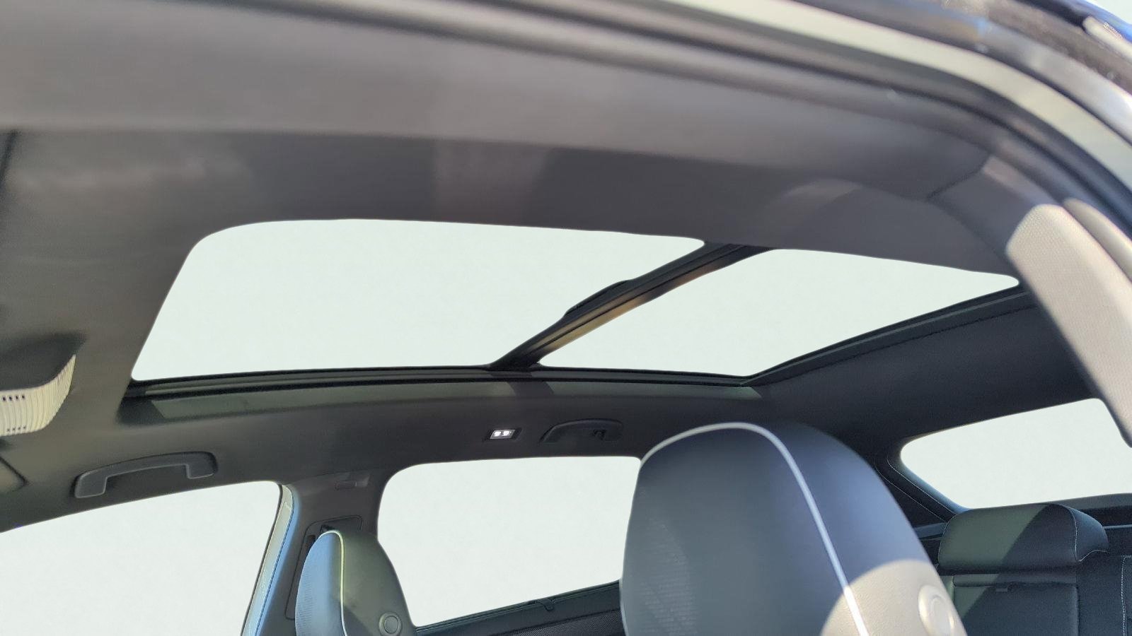 2026 Volkswagen Atlas Cross Sport SEL Premium R-LINE - Photo 17