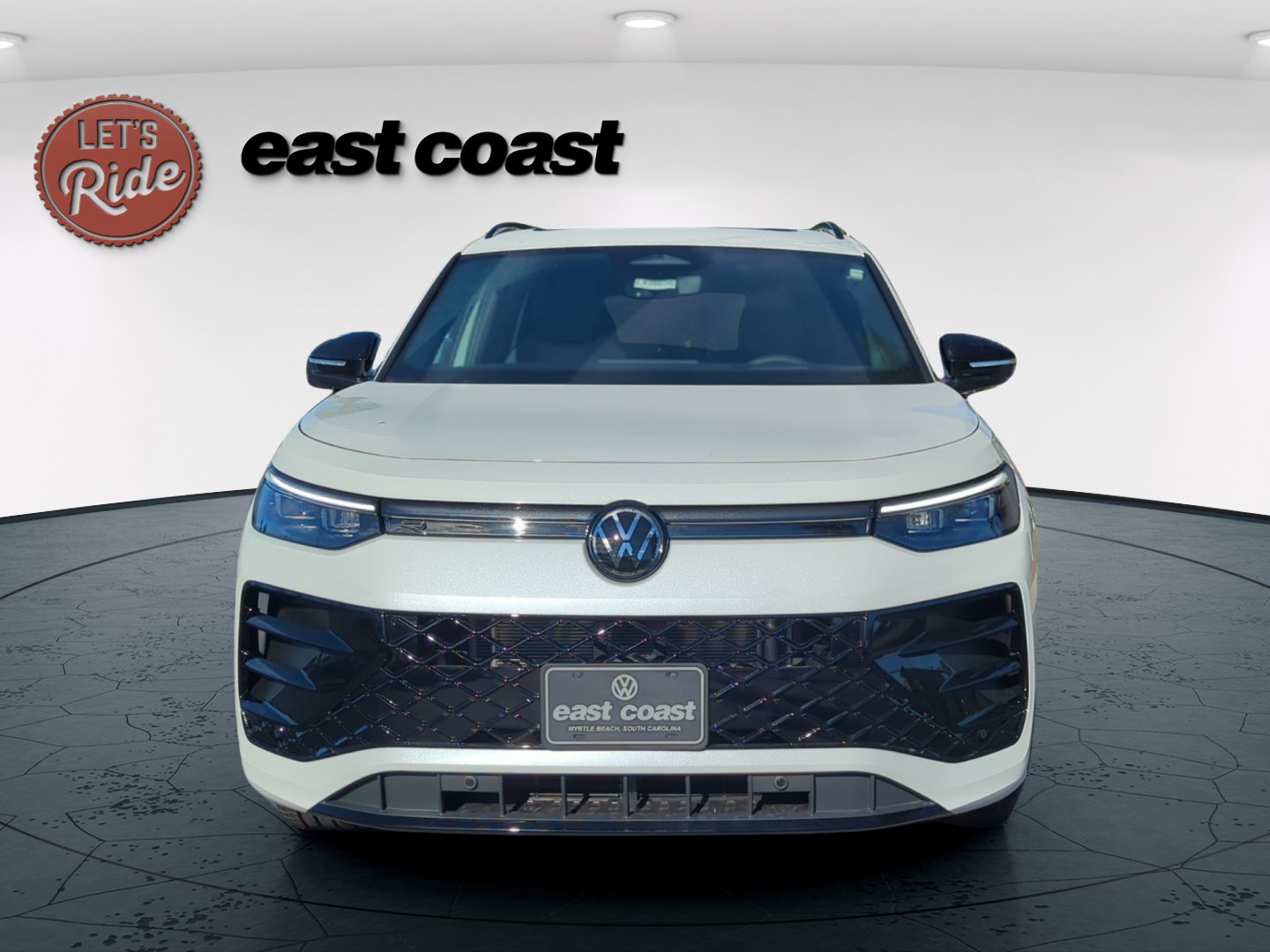 New 2026 Volkswagen Tiguan SE R-Line Black SUV