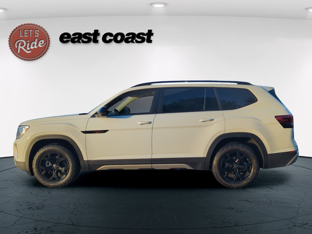 Certified 2024 Volkswagen Atlas 2.0T Peak Edition SE w/Technology SUV