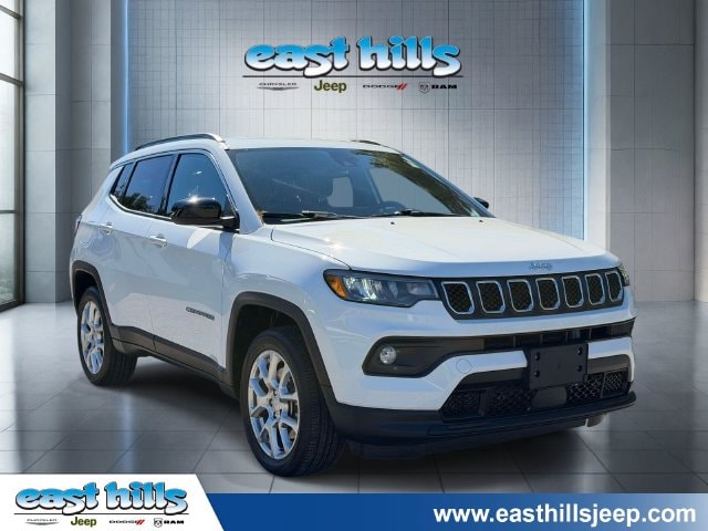 2023 Jeep Compass Latitude Lux