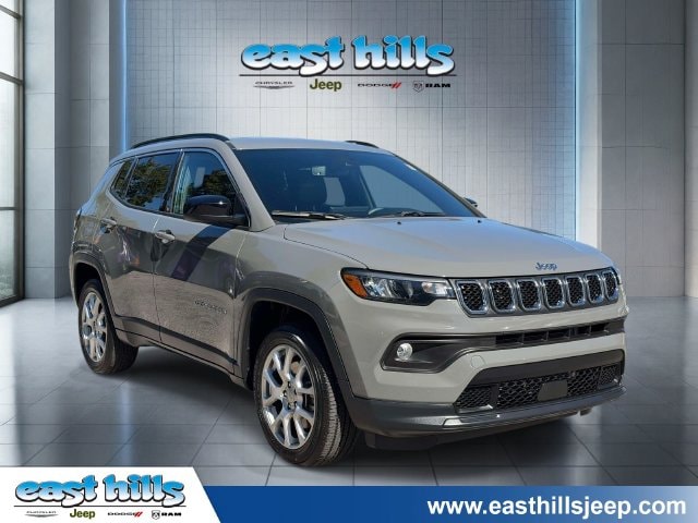 2023 Jeep Compass Latitude Lux
