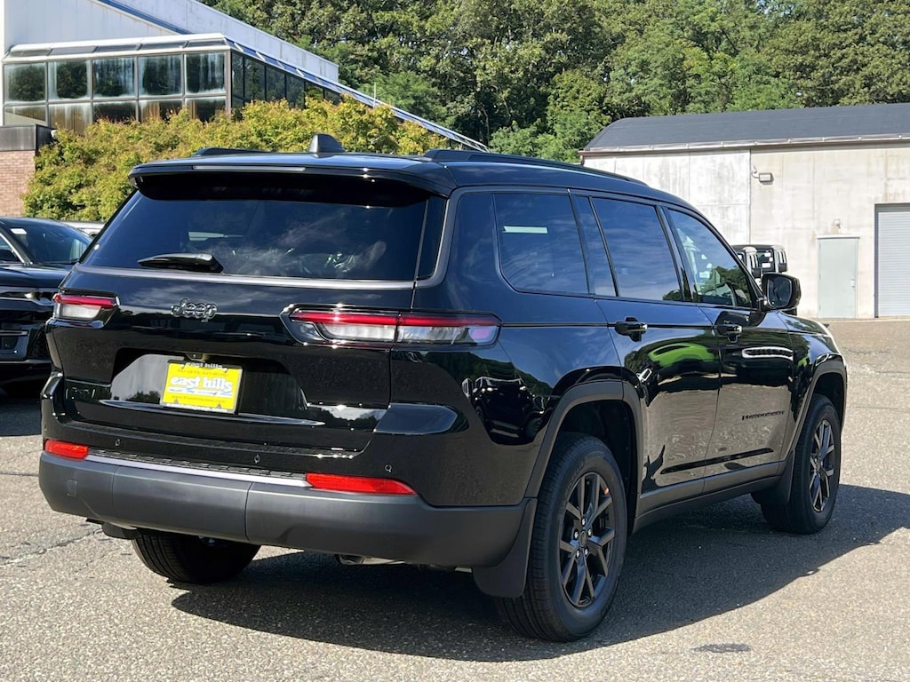 New 2027 Jeep Grand Cherokee L Laredo Altitude Sport Utility