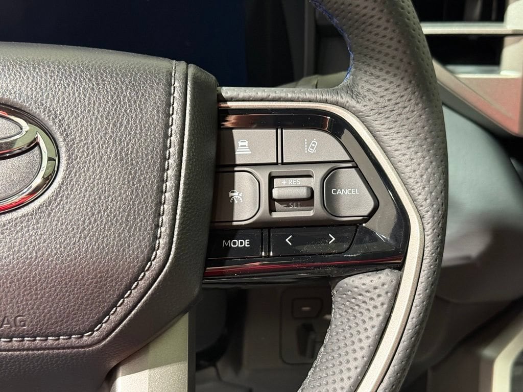 2026 Toyota Tundra Platinum - Photo 25