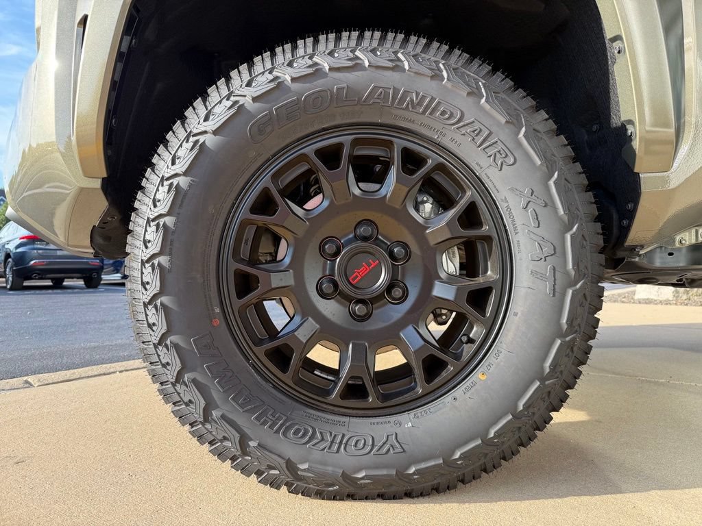 2026 Toyota Tacoma TRD Sport - Photo 8