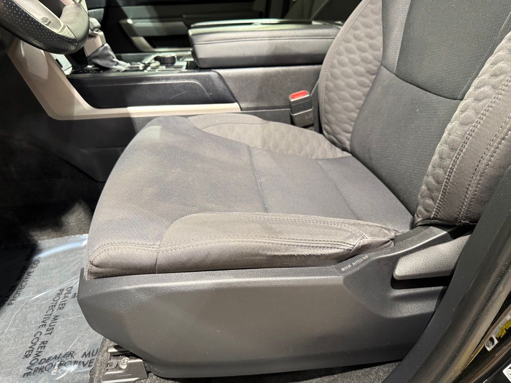 2024 Toyota Tundra SR5 - Photo 13
