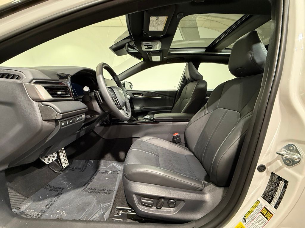 2026 Toyota Camry XSE - Photo 12