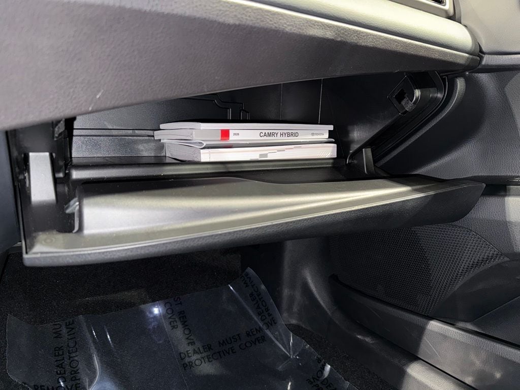 2026 Toyota Camry XSE - Photo 28