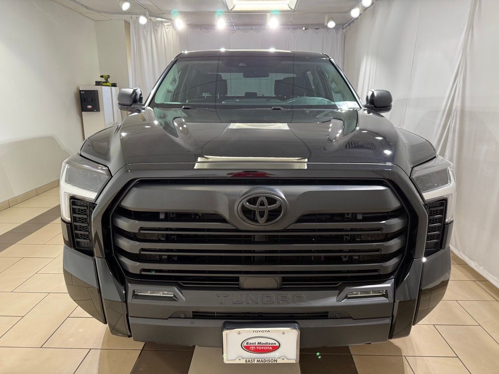 2024 Toyota Tundra SR5 - Photo 8