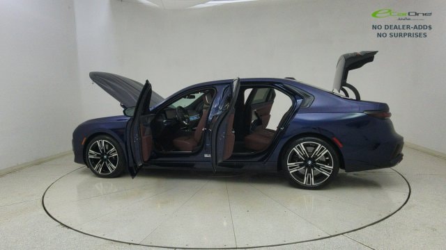 2023 BMW 7 Series 760i - Photo 73