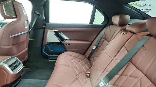 2023 BMW 7 Series 760i - Photo 27
