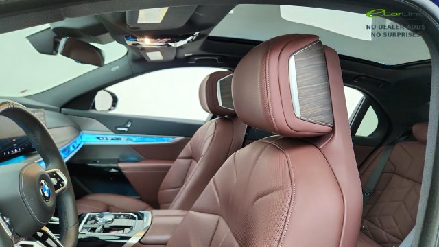 2023 BMW 7 Series 760i - Photo 31
