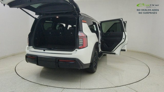 2026 Nissan Armada PRO-4X - Photo 76