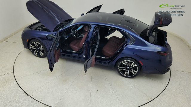 2023 BMW 7 Series 760i - Photo 85