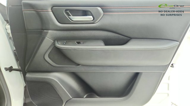 2026 Nissan Armada PRO-4X - Photo 23