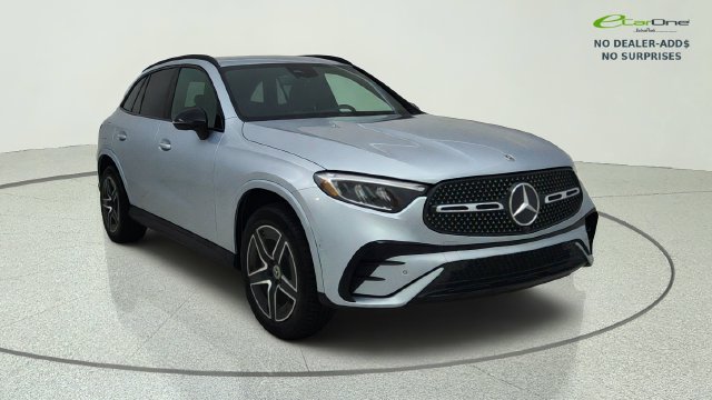 2025 Mercedes-Benz GLC
