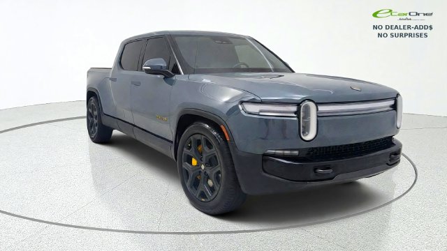 2026 Rivian R1T Base