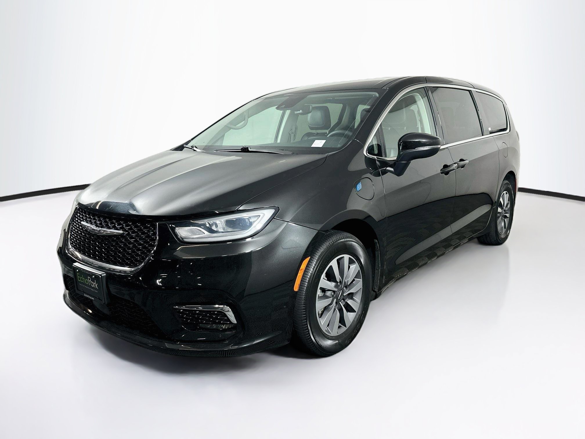 Used 2023 Chrysler Pacifica Hybrid Touring L Hybrid Touring L FWD