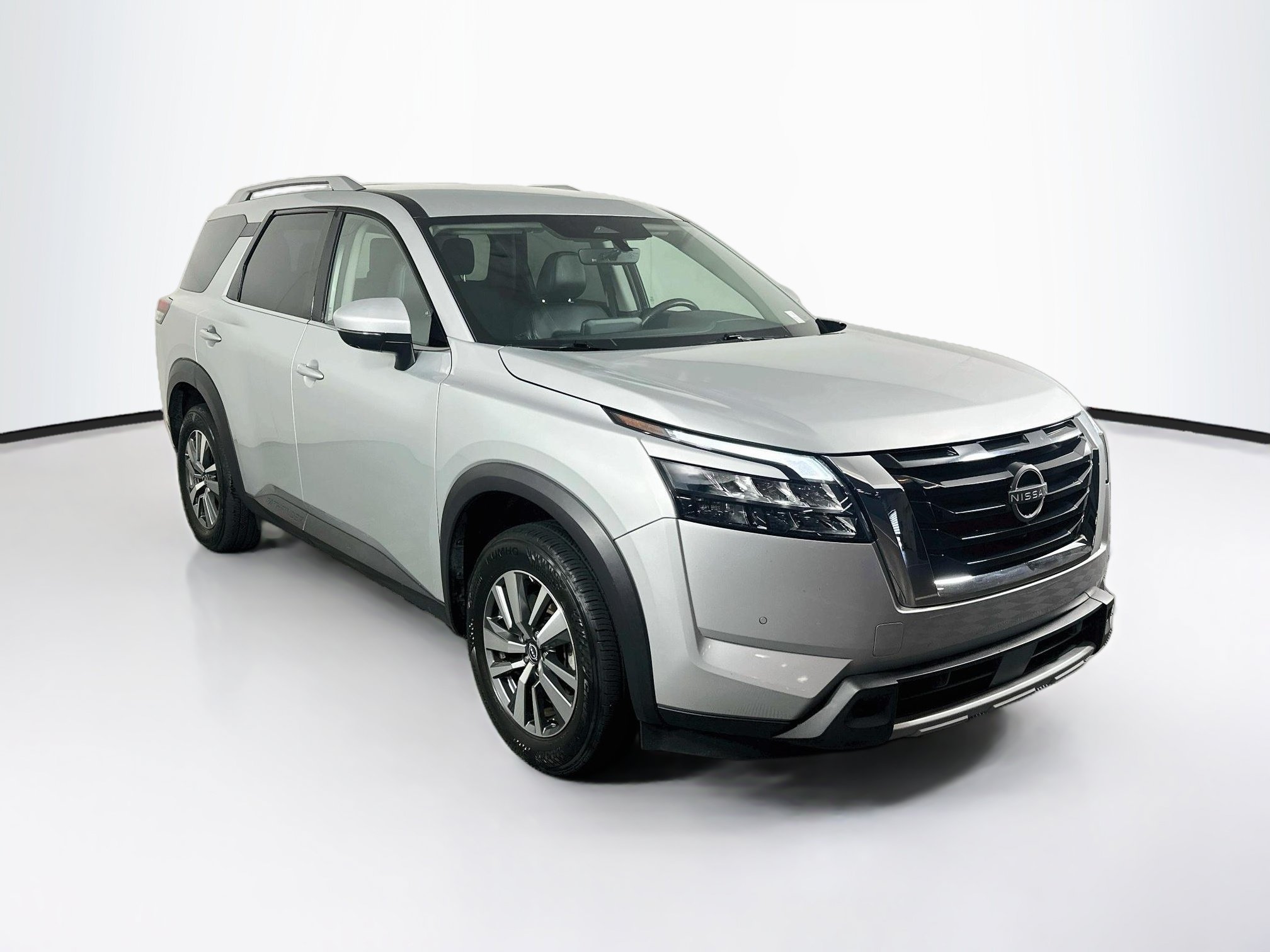 Used 2025 Nissan Pathfinder SL SL 2WD