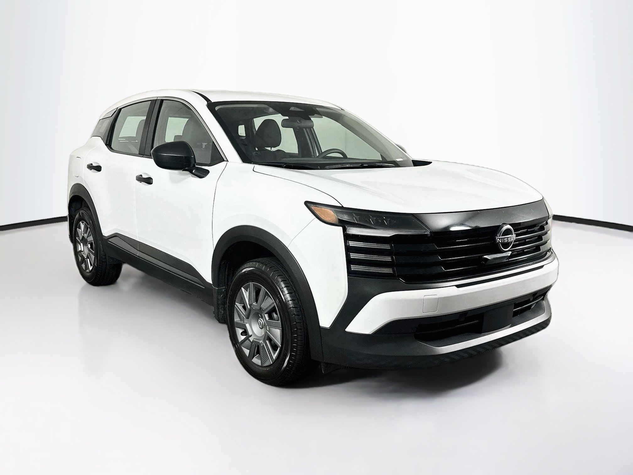 2025 Nissan Kicks