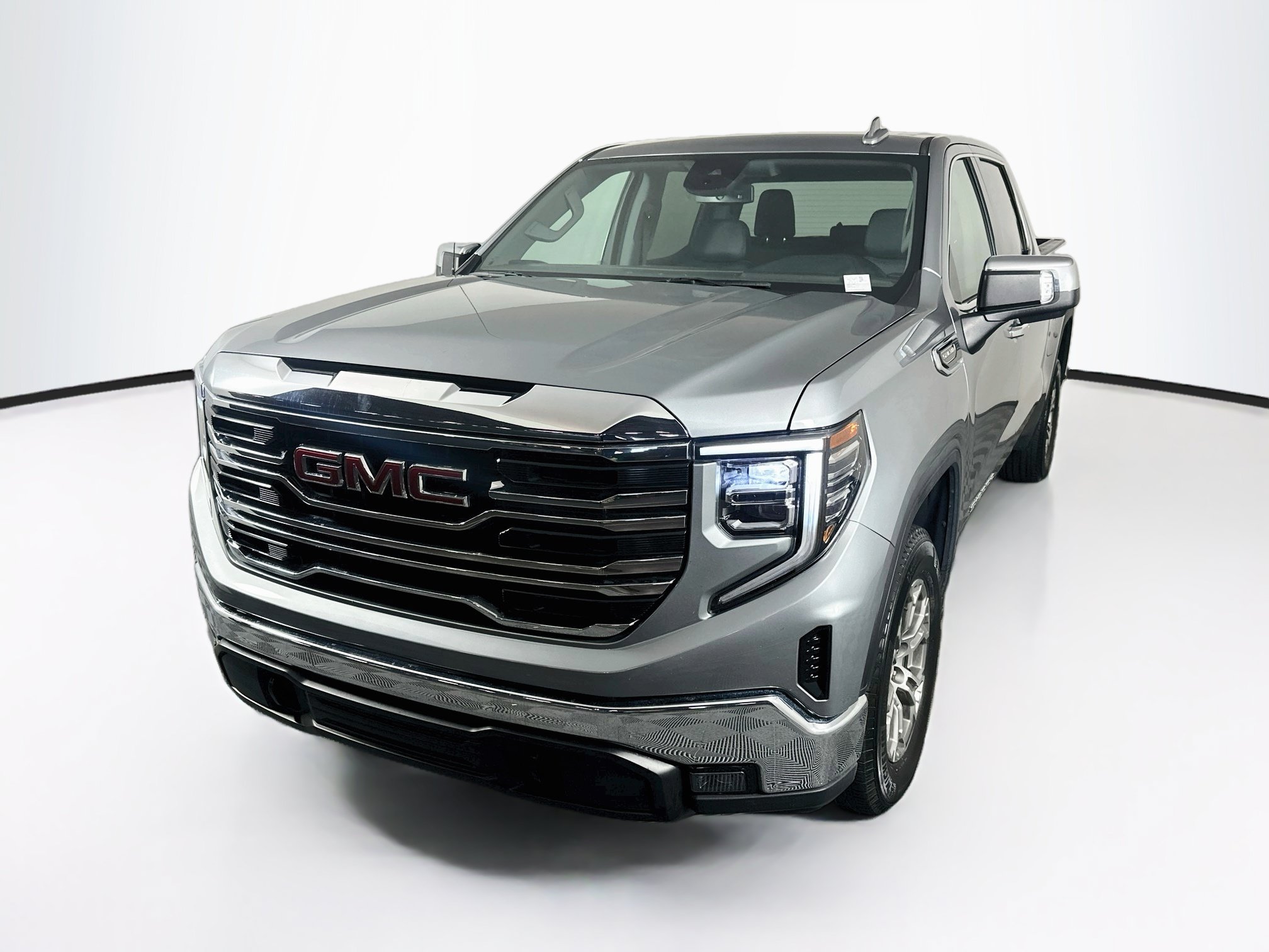 Used 2025 GMC Sierra 1500 SLT 2WD Crew Cab 147 SLT