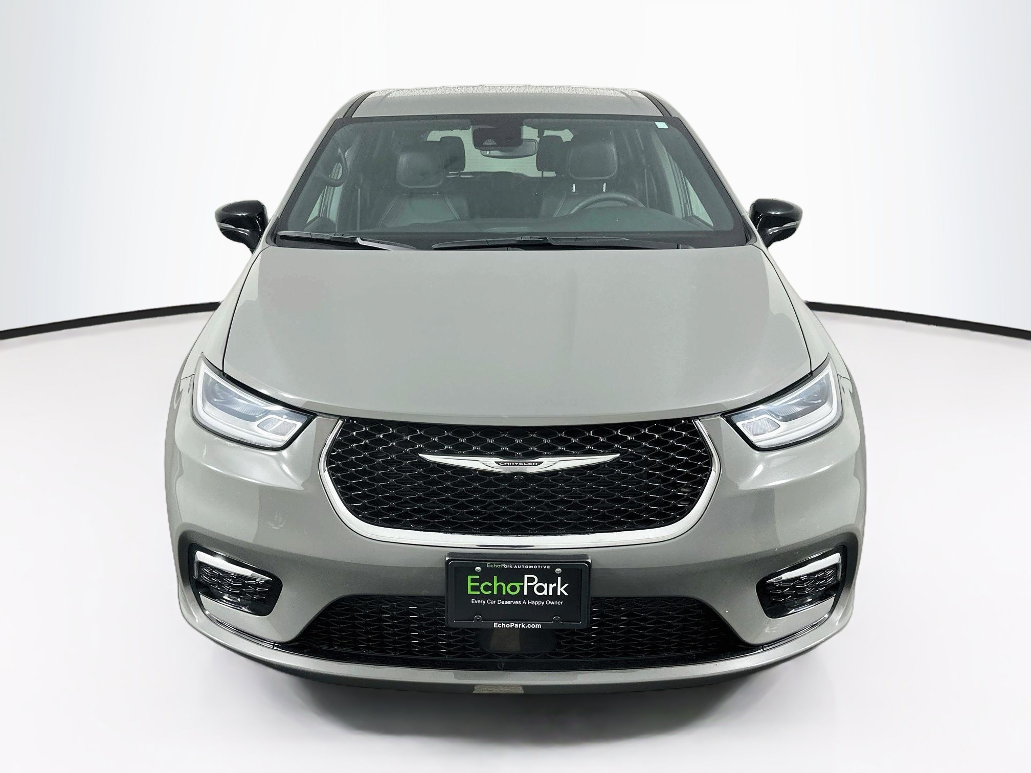Used 2025 Chrysler Pacifica Select Select FWD